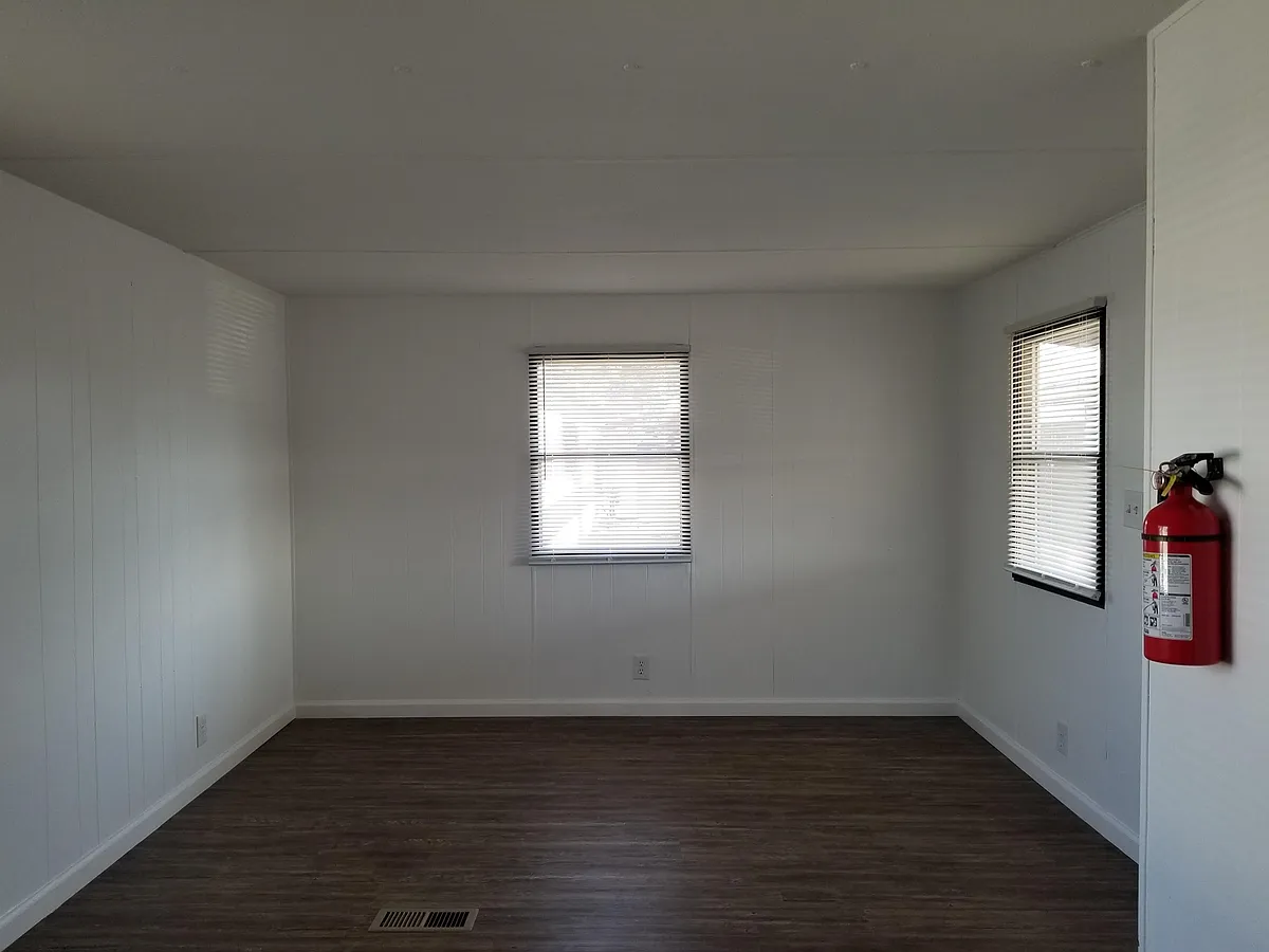 Building Photo - 983 Candace Ln #49