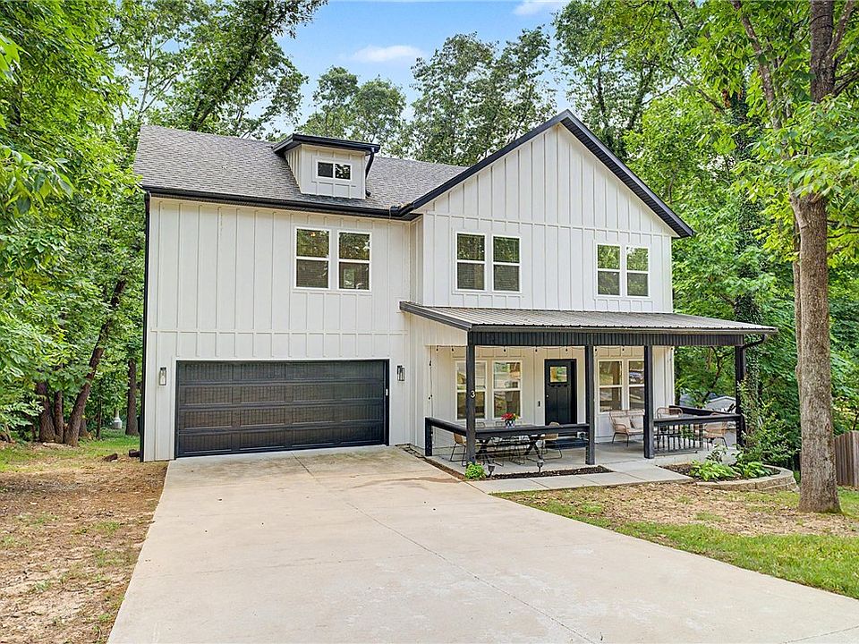 1st image of 3 Runnymede Cir