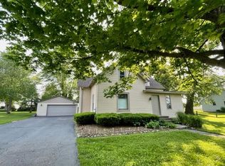 9566 Somonauk Rd, Hinckley, IL 60520