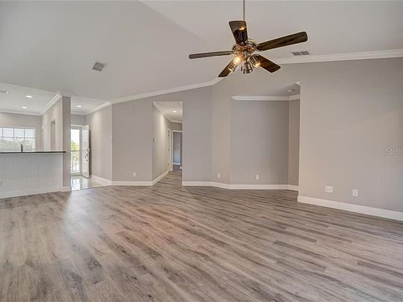 5th image of 11351 Shipwatch Ln APT 1845