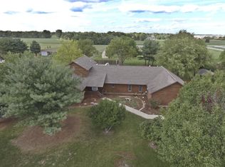 4590 E Fitzgerald Rd, Decatur, IL 62521