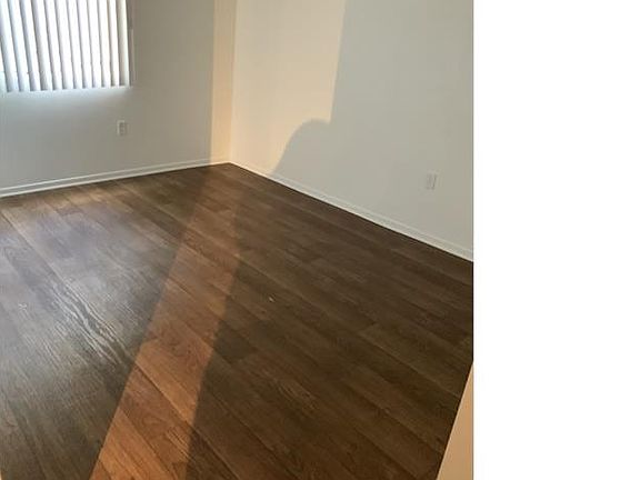 2nd image of 1320 W Sunset Blvd