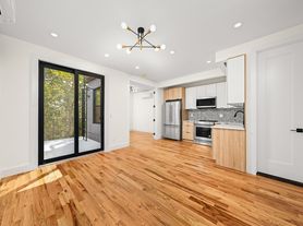 429 Columbia St, Brooklyn, NY