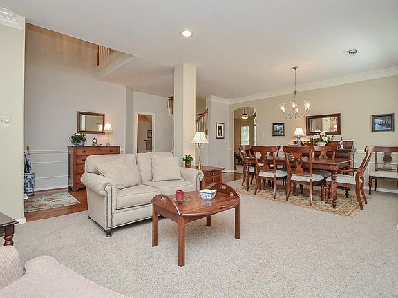 5th image of 3234 Vista Lake Dr