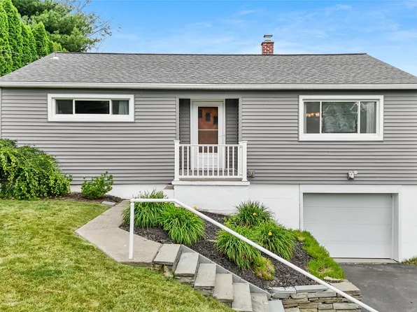 137 Hillside Ter, Endwell, NY 13760