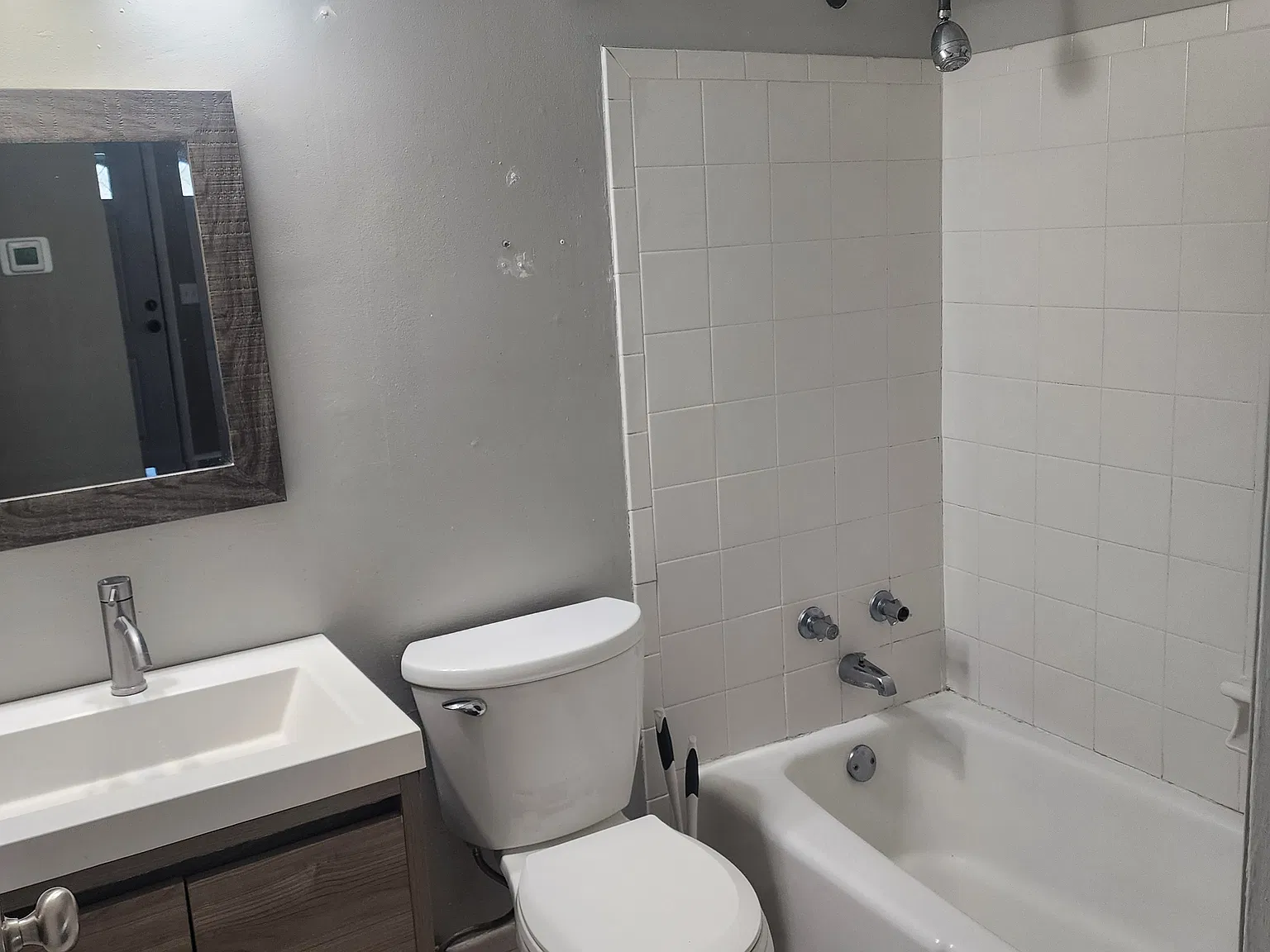 3 bed, 1.5 bath, 1100 sqft, $1,600 — Photo 1