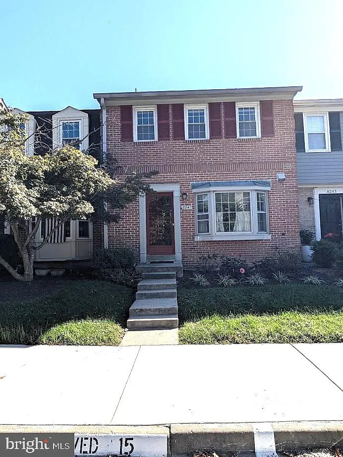 4 bed, 3.5 bath, 1360 sqft, $3,350 — Photo 1