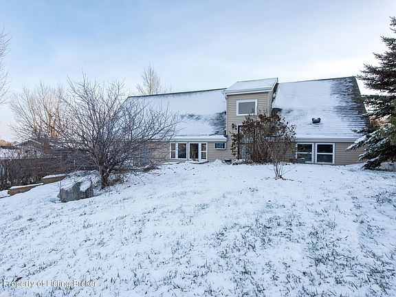 4th image of 724 Hovden Dr