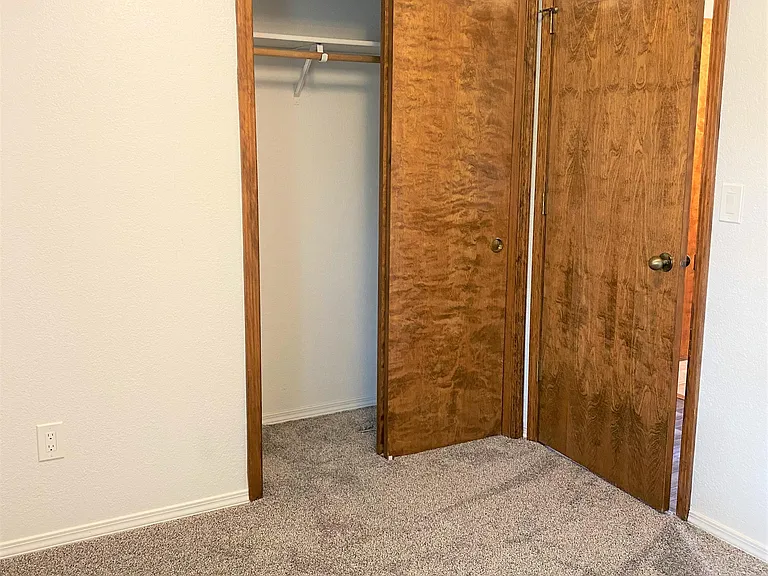 512 S Kearney Pl — Photo 30