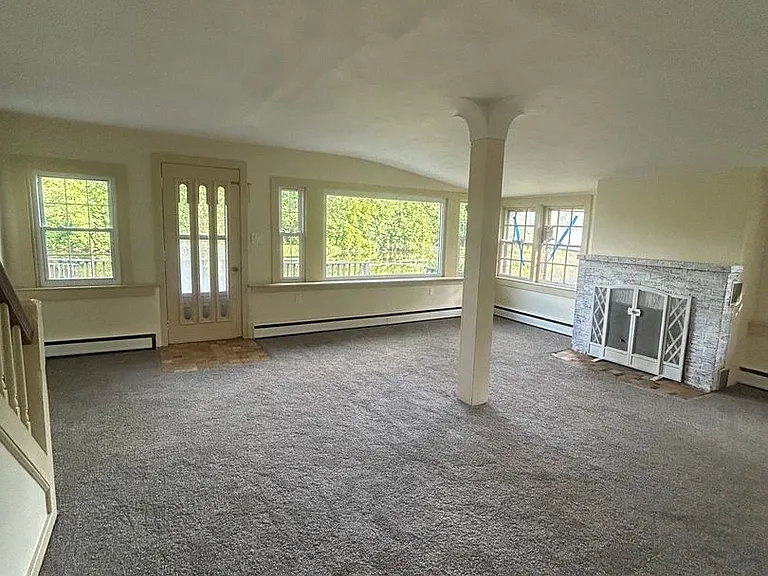 5683 Creekview Rd — Photo 8
