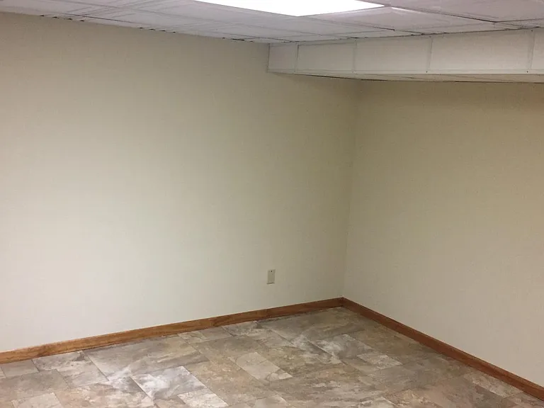Room at Base of Stairwell (13.5' x 12.5')