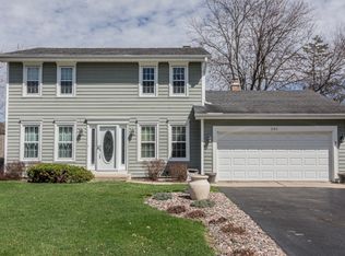 281 S Oak Ave, Bartlett, IL 60103