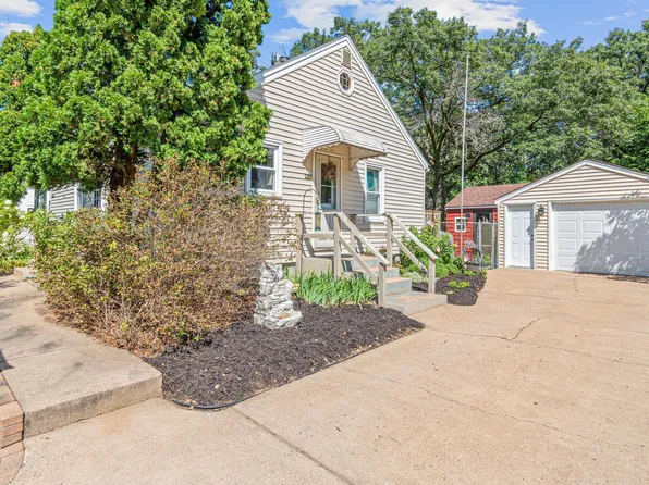 8663 Van Buren St NE, Blaine, MN 55434