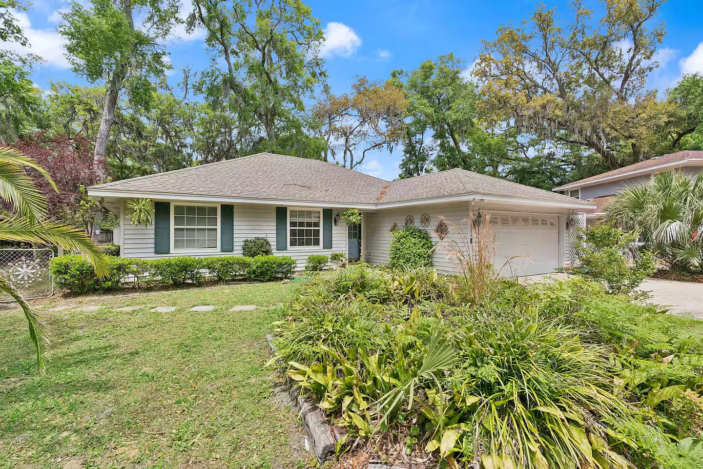 3 bed, 1784 sqft, $4,000 — Photo 2