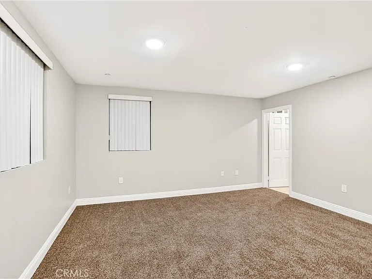 11227 Towne Ave — Photo 20