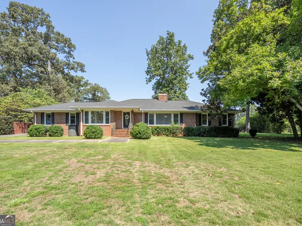 112 College Cir, Cedartown, GA 30125