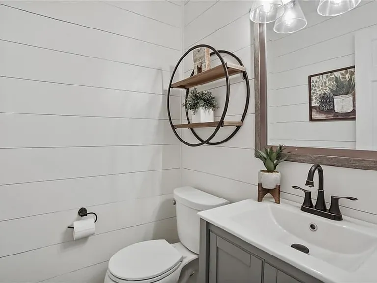 1601 Executive Park Ln — Photo 11