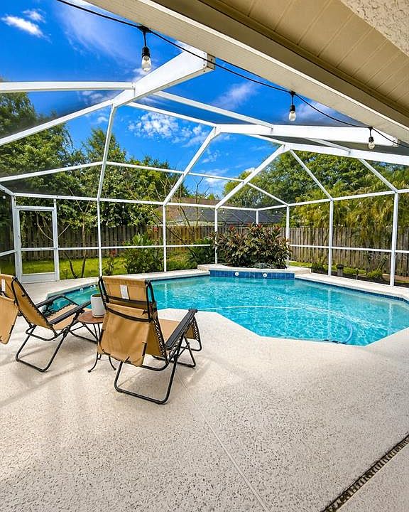 2nd image of 16804 SHEFFIELD PARK DRIVE