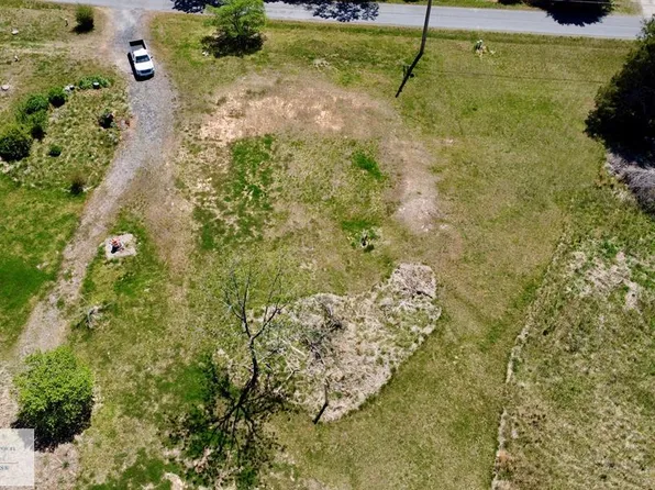 840 Sugartree Church Rd, Danville, VA 24540