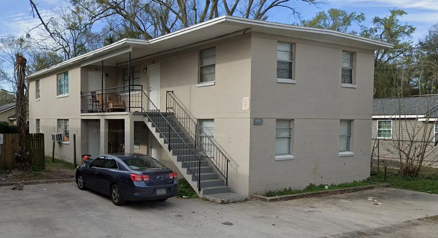2 bed, 747 sqft, $775 — Photo 1