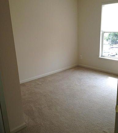 4th image of 8089 Horseshoe Cottage Cir