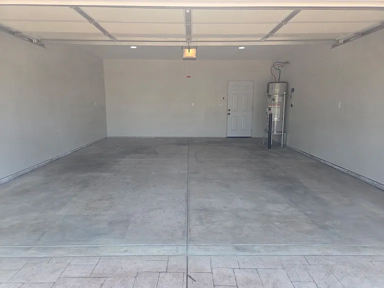 7727 McKinley Ave — Photo 1
