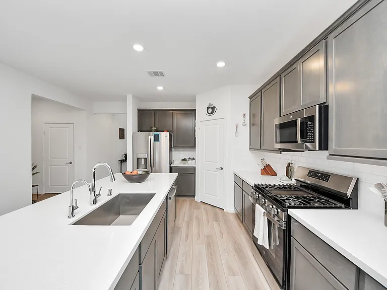 21719 Flannel Bush Ln — Photo 11