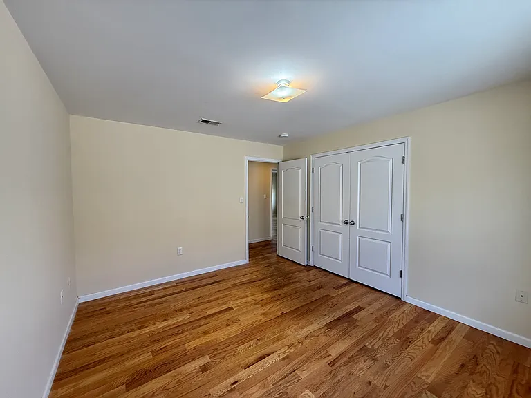 77 Forest St #2F — Photo 5