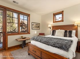 513 W Main St, Aspen, CO