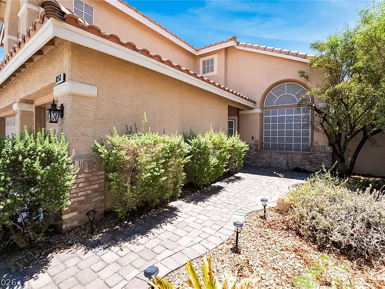 8253 Ruby Mountain Way — Photo 45