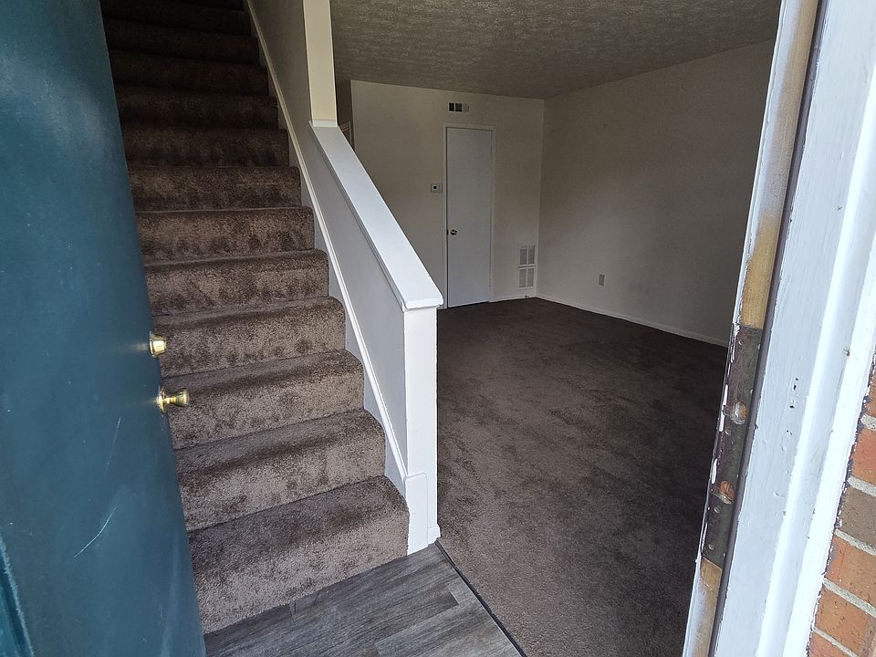 1st image of 2252 Canyon Tree Dr