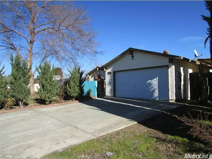 7208 Offield Ct photo 1