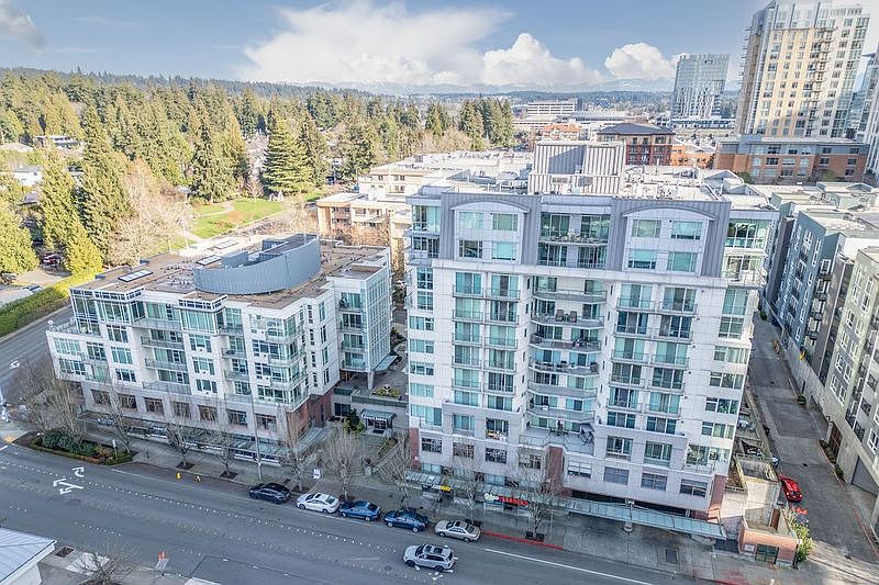 1st image of 1188 106th Ave NE APT 522