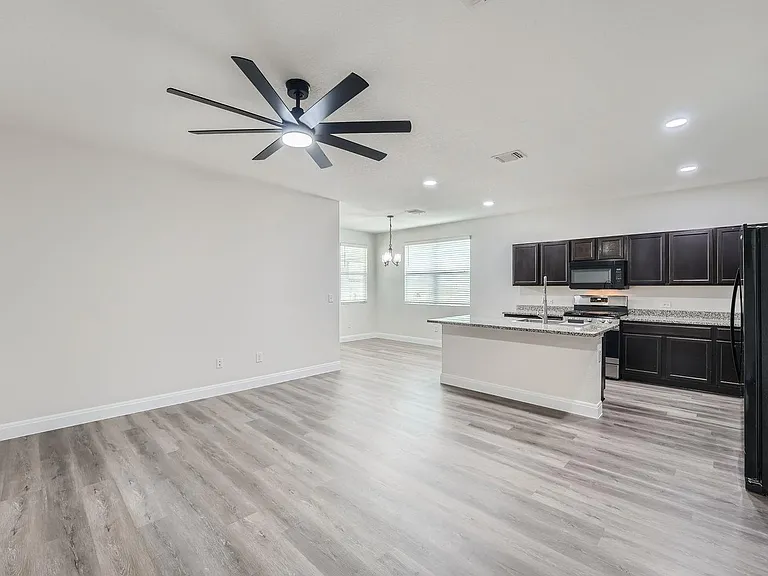 3702 Chappie Ln — Photo 5