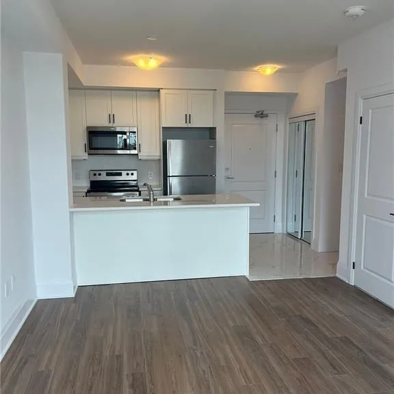 450 Dundas St E #409 — Photo 8