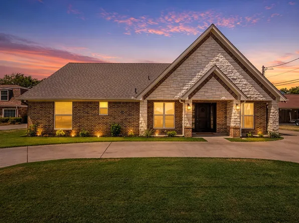 4100 Apache Trail Ct, Granbury, TX 76048