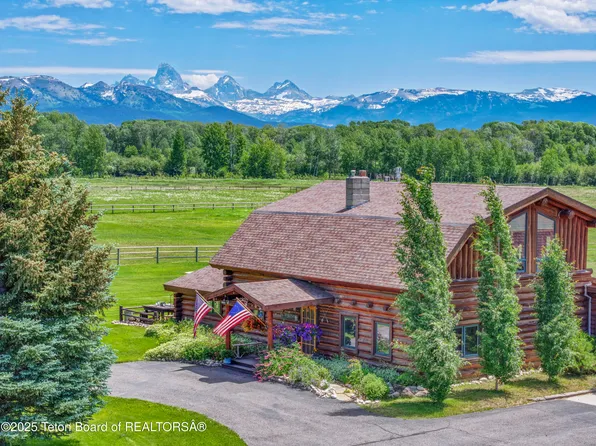 1169 W 6500 N, Tetonia, ID 83452