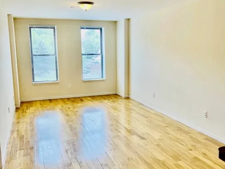 148 Main St #2C — Photo 6