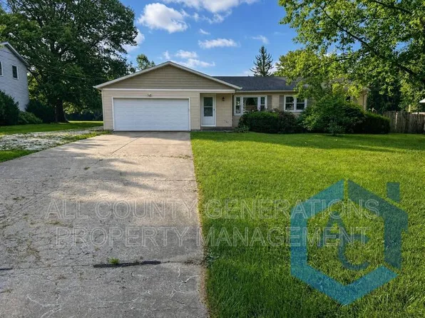 2281 Weymouth Rd, Hinckley, OH 44233