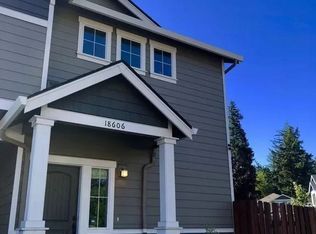 18606 NE Multnomah St, Portland, OR 97230