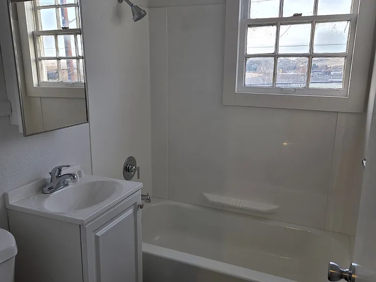 1411 NW Carden Ave #1411 — Photo 18