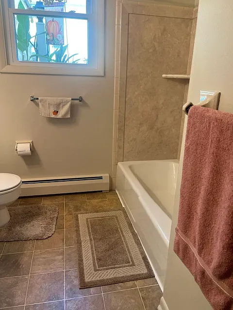 1 bed, 650 sqft, $990 — Photo 3