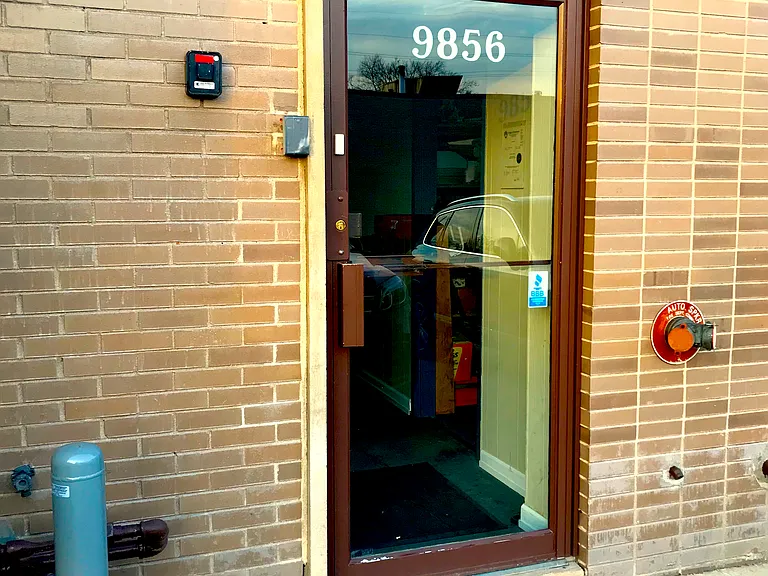 9856 Derby Ln #2 — Photo 3