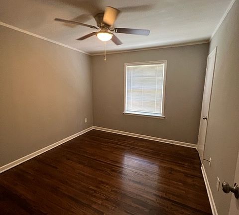 4th image of 332 Bonita Dr