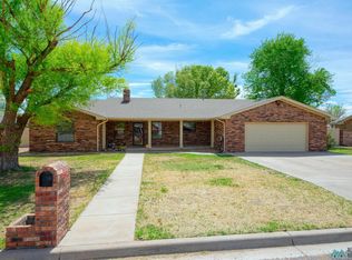 512 E 17th St, Portales, NM 88130