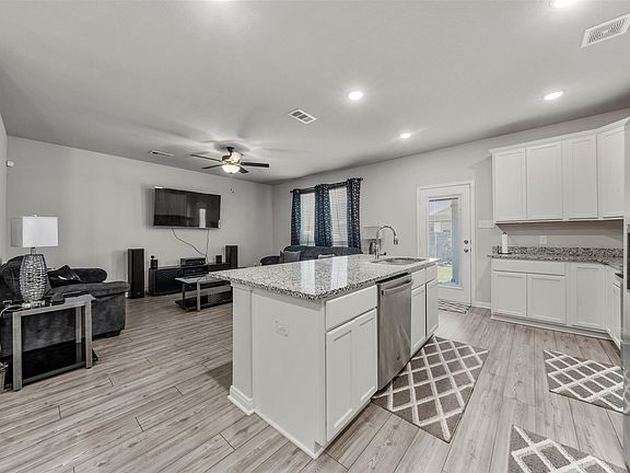 5th image of 3525 Beutel Rd