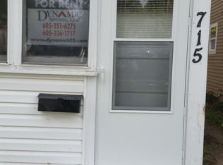 715 W 16th St, Sioux Falls, SD 57104