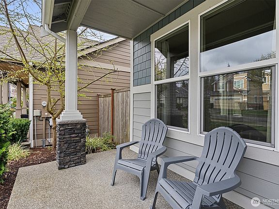 5th image of 4719 Natalee Drive SE