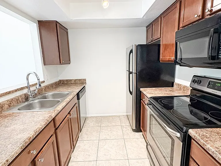 Town Home Living — Photo 10