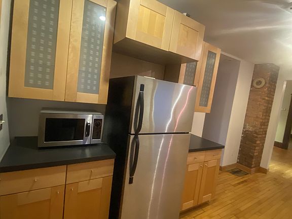 3rd image of 1111 Auburn Ave